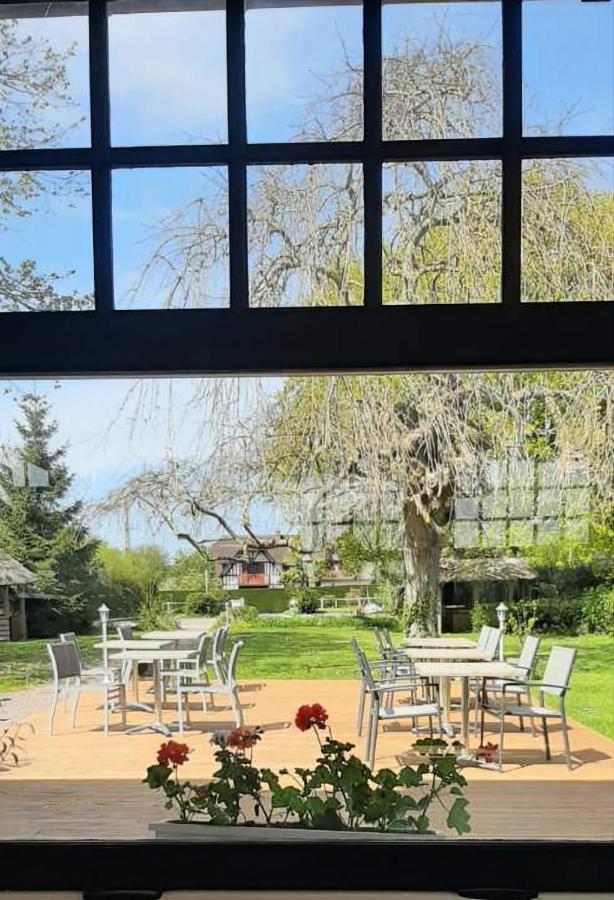 Logis Auberge Des Aulnettes エルヴィル・サン・クレア エクステリア 写真