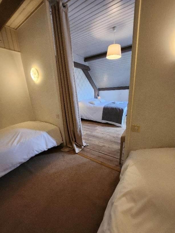 Logis Auberge Des Aulnettes エルヴィル・サン・クレア エクステリア 写真